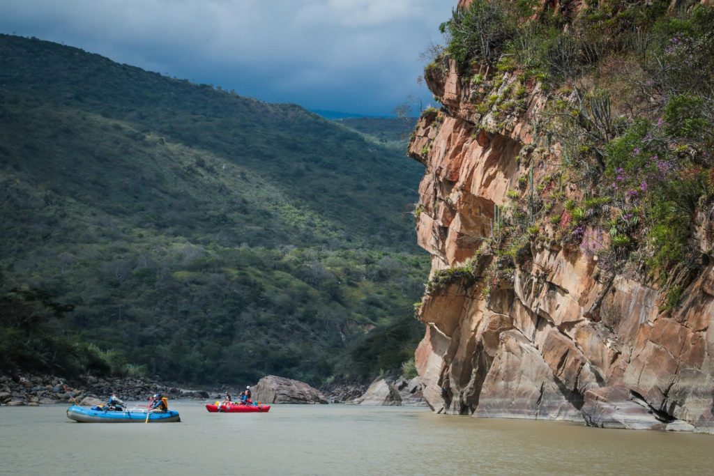 Canyon walls on the Marañón. Canyon walls on the Marañón.
