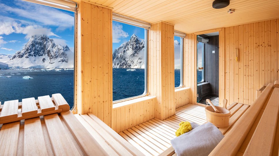 World Voyager tundra spa