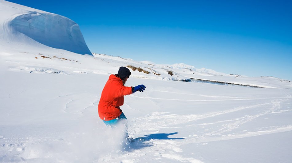 snowboarding-in-antarctica