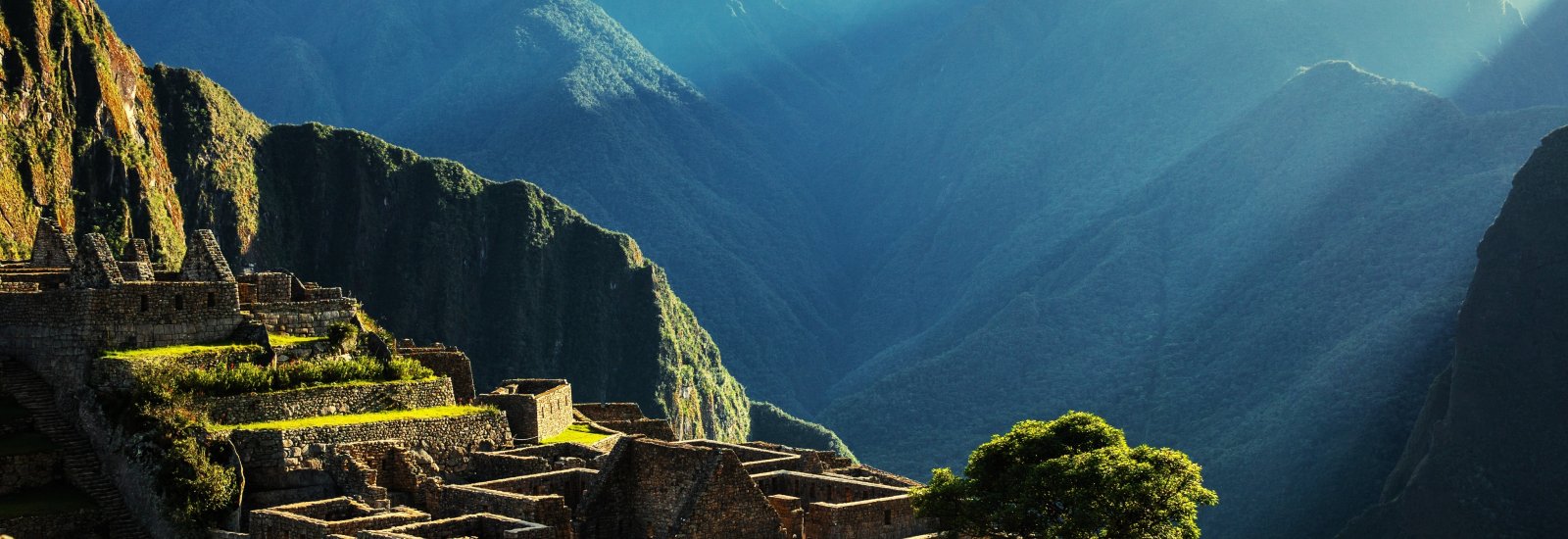1Machu_Picchu_shutterstock_252248899