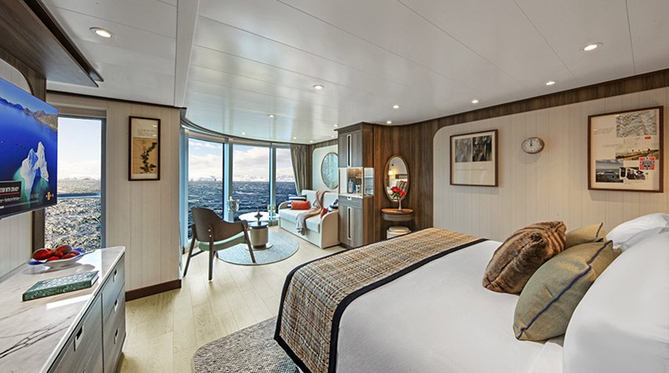 Seabourn-Venture---Panorama-Veranda-Suite
