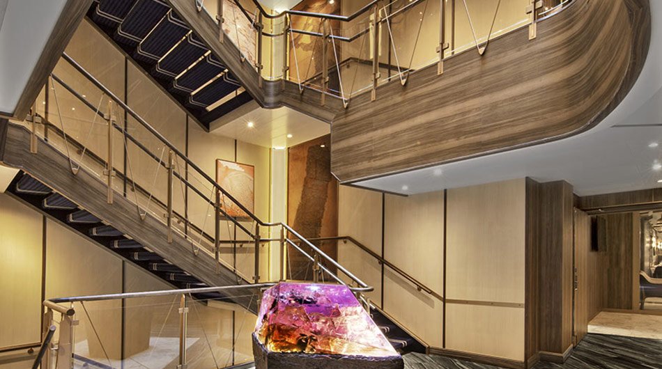 Seabourn-Venture---Atrium