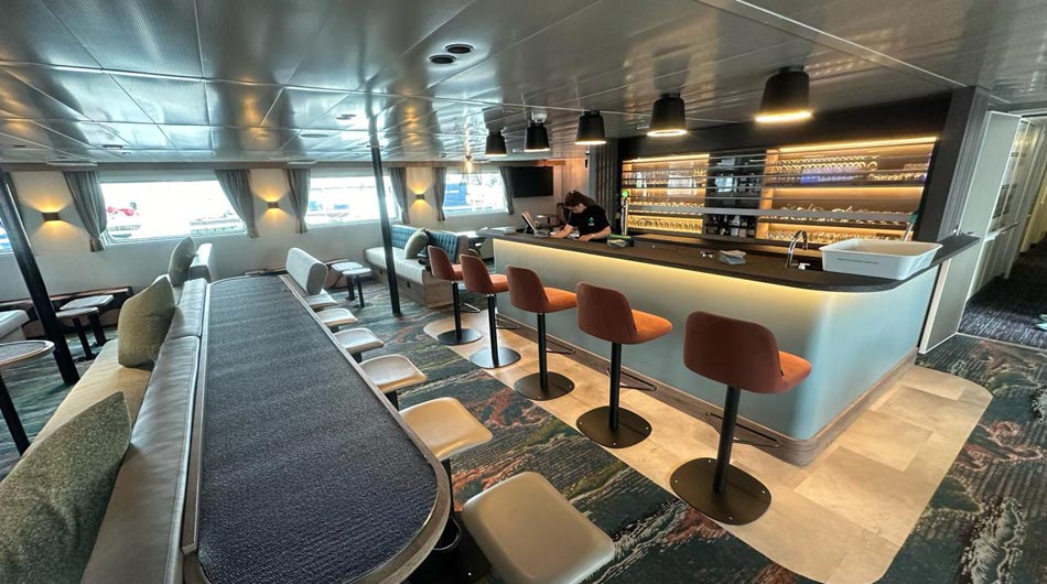 Ortelius Observation Lounge & Bar