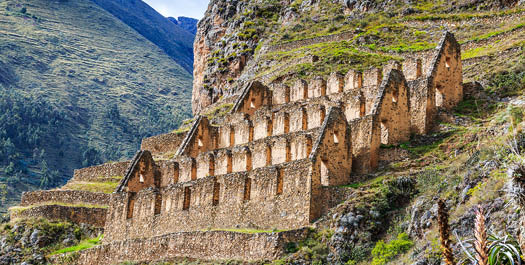 The Road to Ollantaytambo