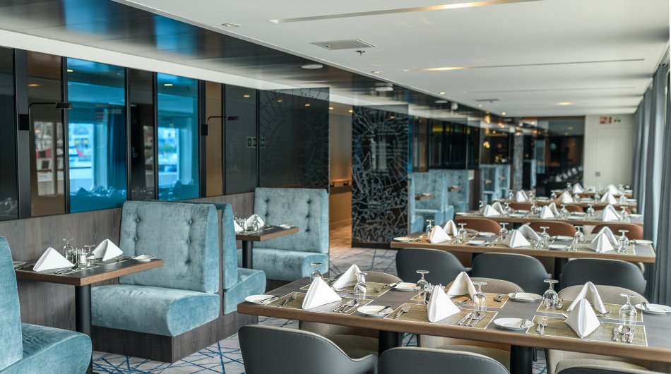 Quark Expeditions_Ultramarine_Balena Restaurant_(7)_Web