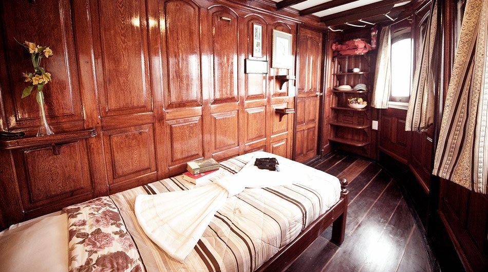 Tucano-single-cabin-Blue