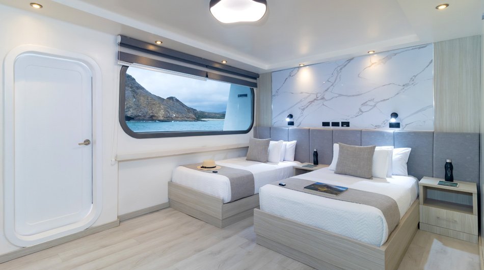 Horizon Trimaran Twin Balcony Cabin