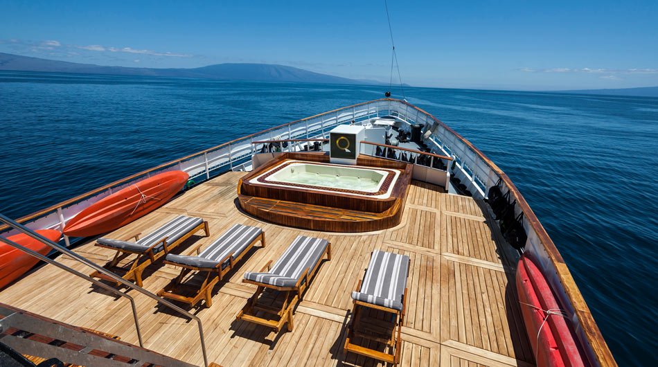 Evolution Galapagos Cruise Ship - Hot Tub
