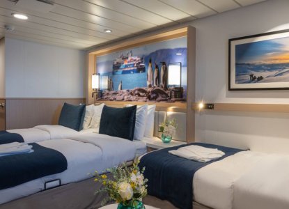 CAT F - Triple Porthole Stateroom
