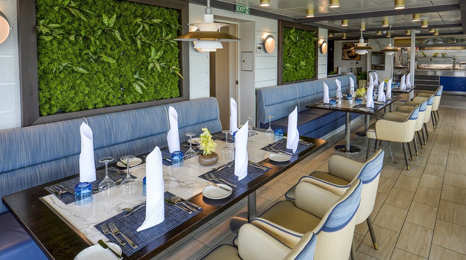 Ocean Explorer Dining