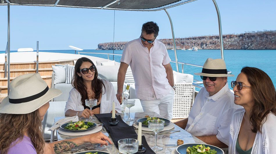 Integrity-outdoor-dining