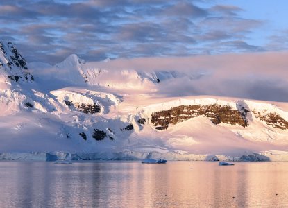 Antarctica icy landscapes ) 